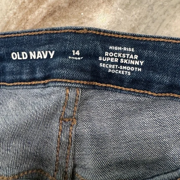 NWOT Old Navy High rise rockstar super skinny 14 short distressed jeans - Picture 2 of 4